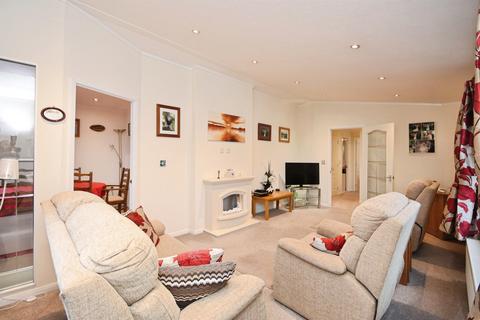 2 bedroom park home for sale, Coggeshall Road, Braintree