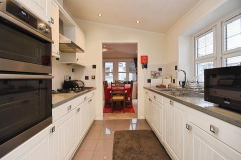 2 bedroom park home for sale, Coggeshall Road, Braintree