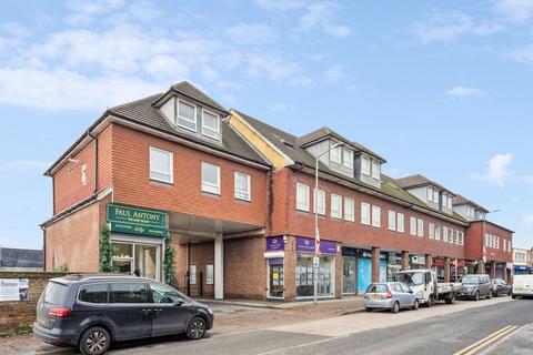 undefined,  Flat  Iver Court, IVER SL0