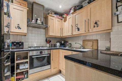 undefined,  Flat  Iver Court, IVER SL0