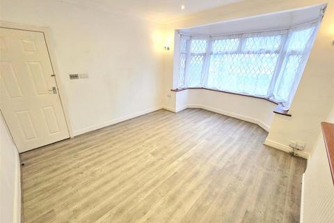 4 bedroom terraced house to rent, Whitton Avenue East, Greenford