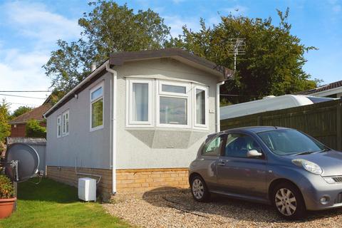 undefined, Holders Road, Amesbury, Salisbury