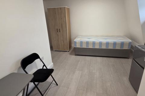 undefined, Willesden Lane, Kilburn, NW6