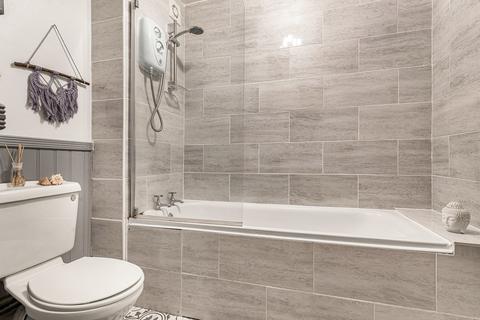 undefined, Caroline Close, London, SW16