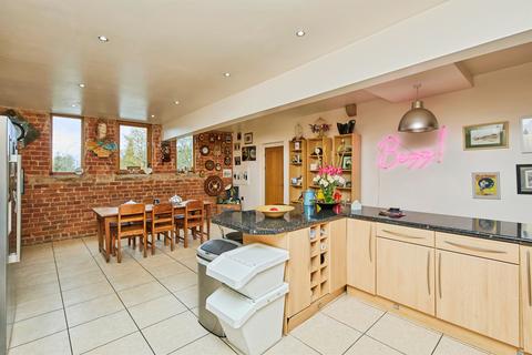 3 bedroom character property for sale, Huthwaite Lane, Old Blackwell DE55