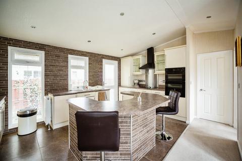 2 bedroom park home for sale, Capel Gardens, Ruckinge, Ashford
