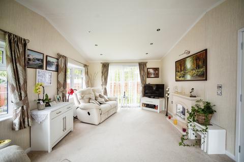 2 bedroom park home for sale, Capel Gardens, Ruckinge, Ashford