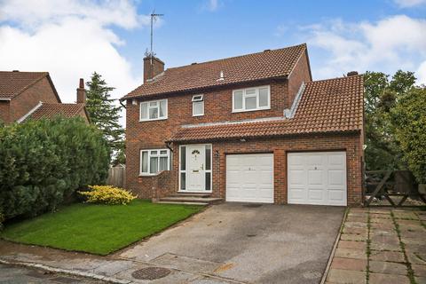 4 bedroom detached house for sale, South Lea, Kingsnorth, Ashford