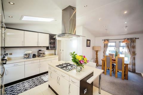 2 bedroom park home for sale, Capel Gardens, Ruckinge, Ashford