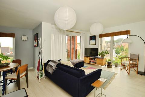 2 bedroom flat for sale, John Amoore Lane, Ashford