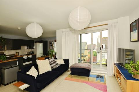 2 bedroom flat for sale, John Amoore Lane, Ashford
