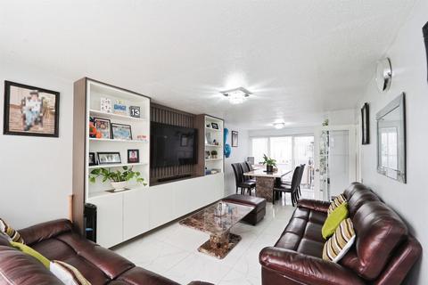undefined, Briar Lea Close, Derby DE24