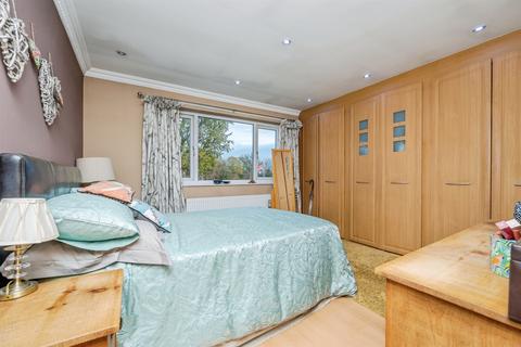 4 bedroom detached house for sale, Elm Grove, Balsall Common, Coventry
