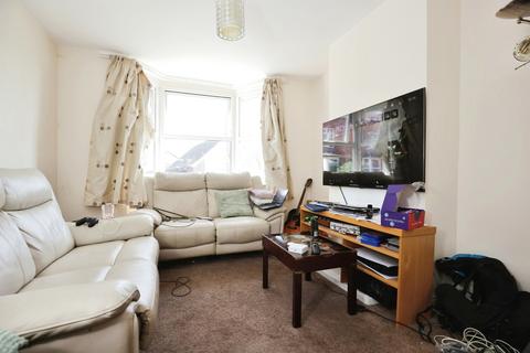 4 bedroom terraced house for sale, Gibbs Road, Banbury