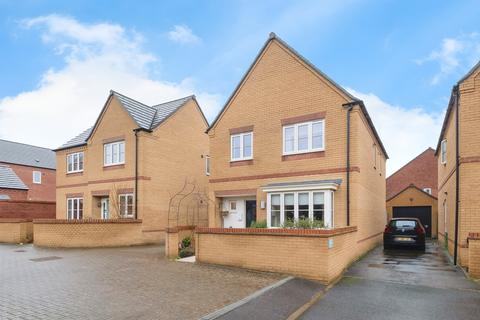 4 bedroom detached house for sale, George Parish Road, Banbury