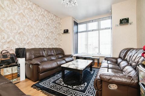 3 bedroom terraced house for sale, Bearwood Road, Smethwick