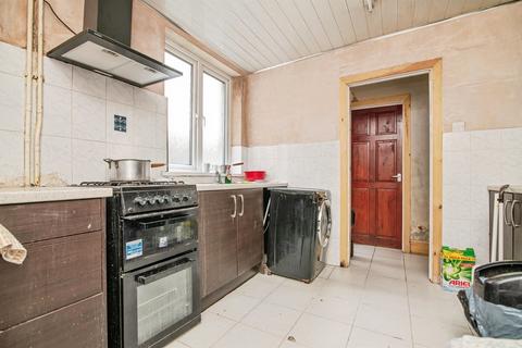 4 bedroom semi-detached house for sale, Bearwood Road, Smethwick