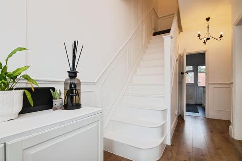 3 bedroom semi-detached house for sale, Lightwoods Hill, SMETHWICK