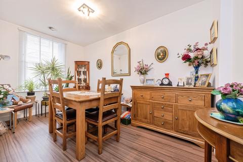 3 bedroom apartment for sale, Mill Street, Bedford