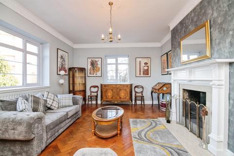 3 bedroom flat for sale, Holly Road, Edgbaston, BIRMINGHAM