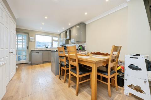 3 bedroom terraced house for sale, Cornwallis Close, Bromham, Bedford