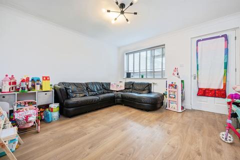 3 bedroom terraced house for sale, Cornwallis Close, Bromham, Bedford