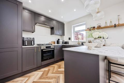 3 bedroom semi-detached house for sale, Stonedale Road, Kempston, Bedford