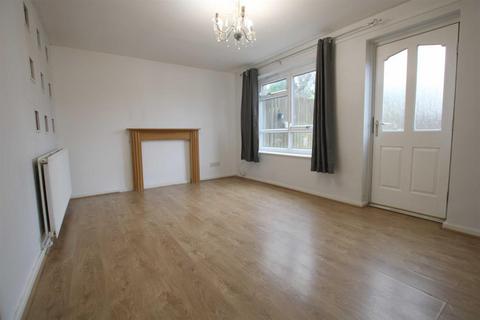 3 bedroom townhouse for sale, Wellstone Garth, Bramley, Leeds