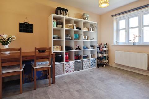 undefined, Meadow View, Tyla Garw, Pontyclun