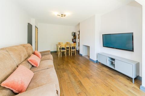 4 bedroom semi-detached house for sale, Meeds Road, Burgess Hill