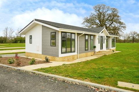 undefined, Heathfield, Bletchingdon, Kidlington