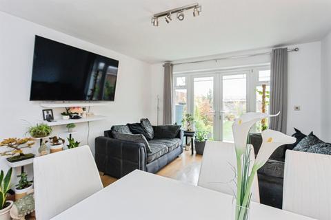 3 bedroom terraced house for sale, Knowles Walk, BURGESS HILL