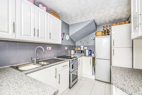 3 bedroom semi-detached house for sale, Grosvenor Close, Glen Parva, Leicester