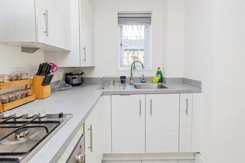 2 bedroom flat for sale, Aylesbury Street, Bletchley, Milton Keynes