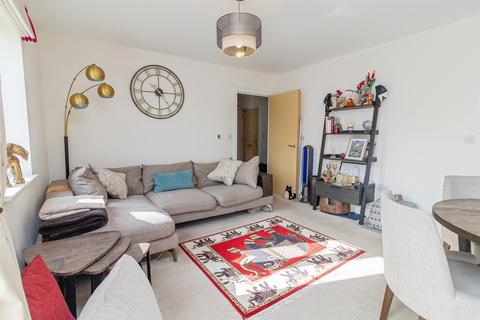 2 bedroom flat for sale, Aylesbury Street, Bletchley, Milton Keynes