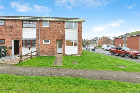 3 bedroom end of terrace house for sale, Queens Drive, Enderby, Leicester