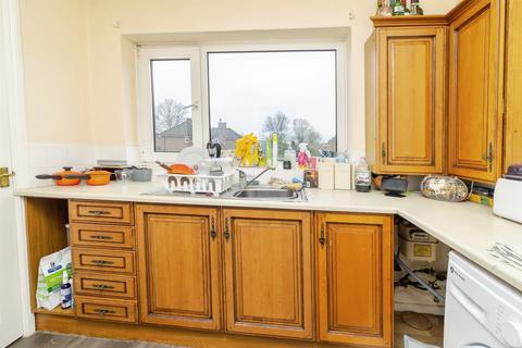 2 bedroom maisonette for sale, Vicarage Road, Bletchley, MILTON KEYNES