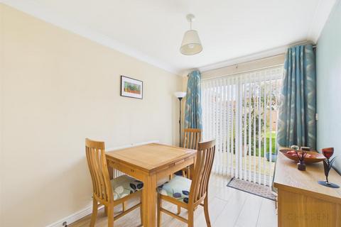 undefined, Tudor Close, Gloucester
