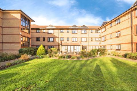 1 bedroom flat for sale, Cloverdale Drive, Longwell Green, Bristol