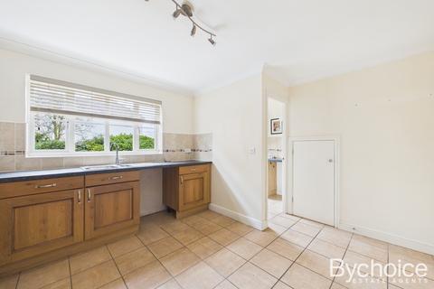 4 bedroom detached house for sale, Grantham Avenue, Great Cornard, Sudbury, Suffolk
