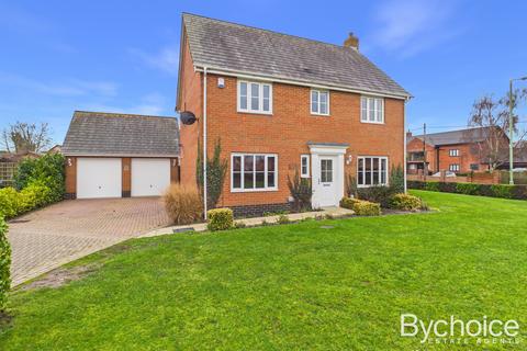 4 bedroom detached house for sale, Grantham Avenue, Great Cornard, Sudbury, Suffolk