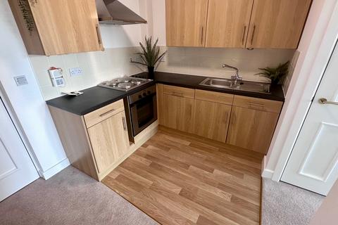 1 bedroom flat for sale, Springwood Gardens, Belper DE56