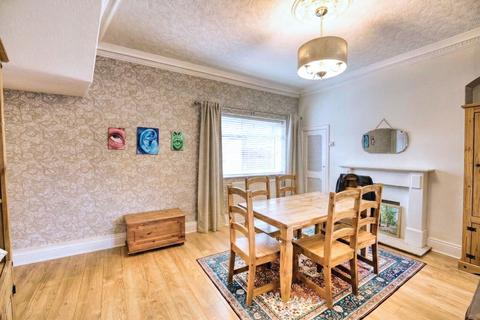 2 bedroom end of terrace house for sale, Beech Street, Sunniside
