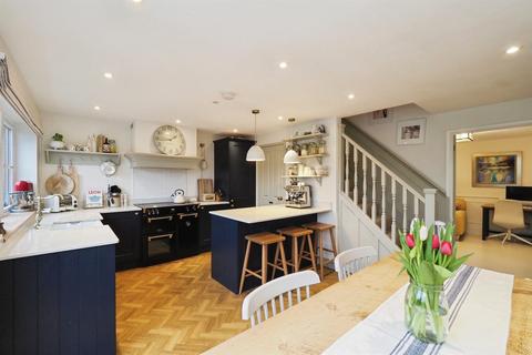 4 bedroom semi-detached house for sale, Pippin Hill, Ripley DE5