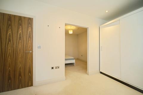 1 bedroom ground floor flat for sale, Cliddesden Road, Basingstoke