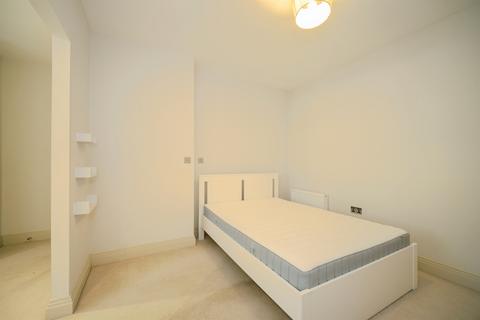1 bedroom ground floor flat for sale, Cliddesden Road, Basingstoke