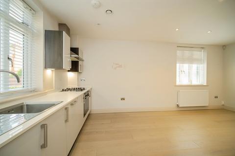 1 bedroom ground floor flat for sale, Cliddesden Road, Basingstoke