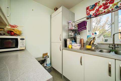1 bedroom flat for sale, Skippetts Gardens, Basingstoke