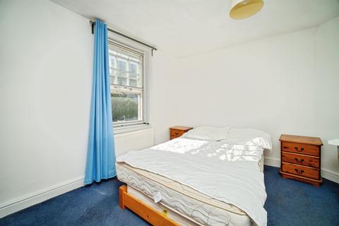 4 bedroom detached house for sale, Winchester Road, Basingstoke