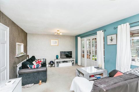 4 bedroom terraced house for sale, Addison Road, Steeple Claydon, BUCKINGHAM